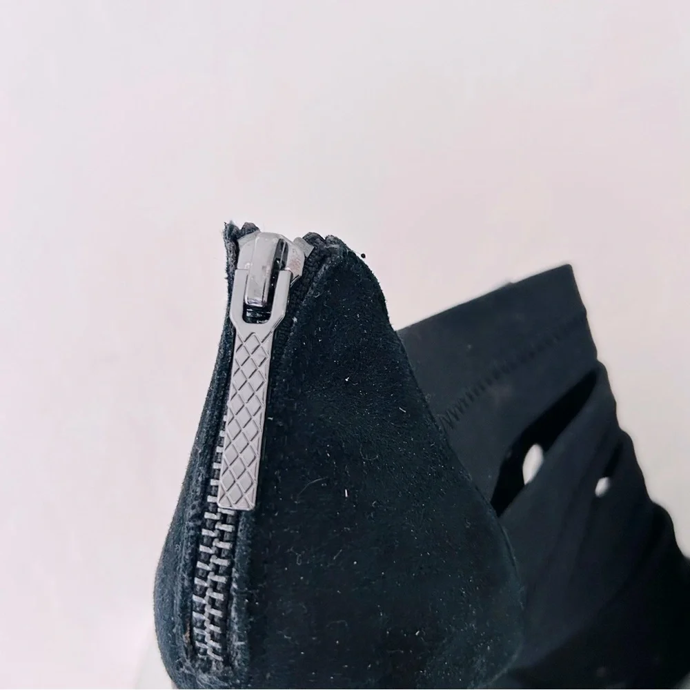 Donald J‎ Pliner Women’s Wedges Black Size 9.5